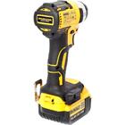 Аккумуляторная дрель-шуруповерт DeWalt DCF836M2 ударная — Фото 3